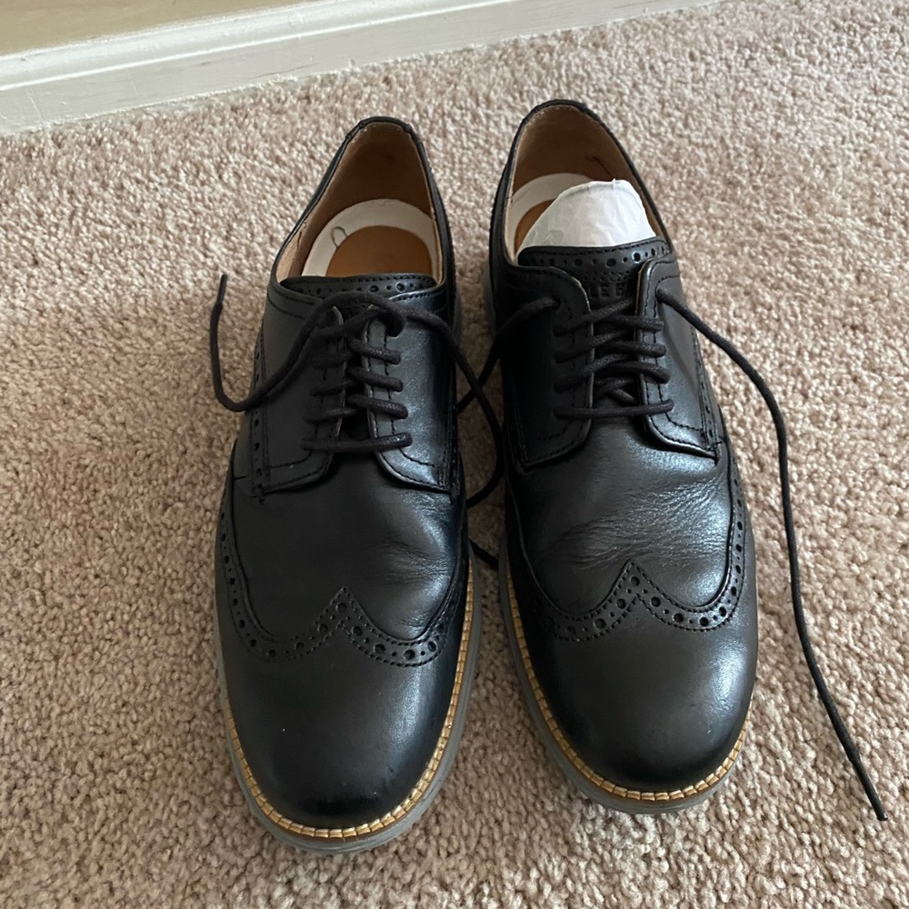 Cole Haan Black Leather Oxford Shoes